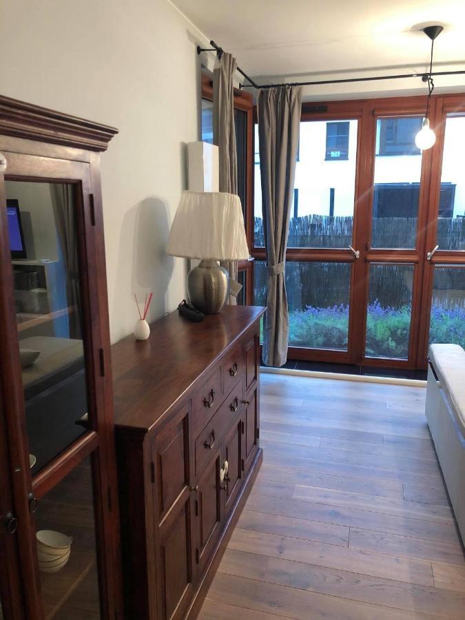 Blekitny Apartament - Wilanow وارسو المظهر الخارجي الصورة